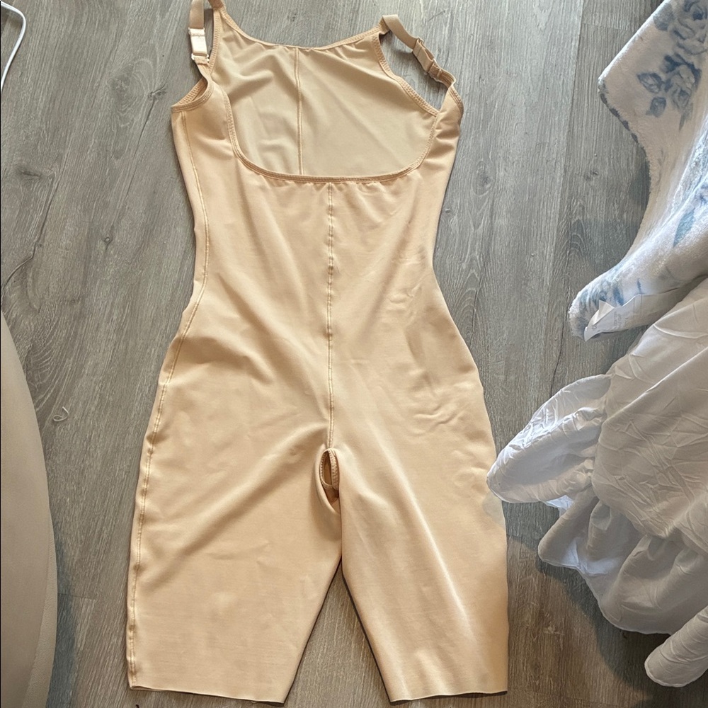 High-Waist Shapewear Bodysuit Shorts - Nude